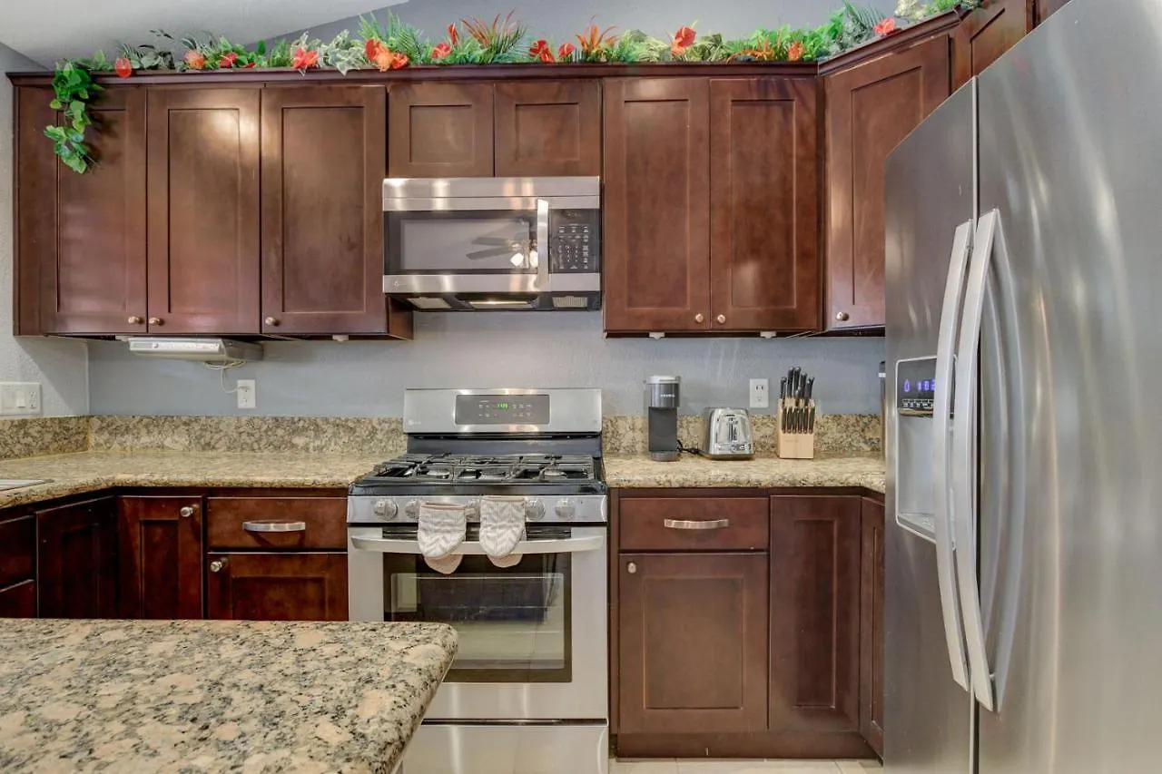 Villa Mirage Pool House - Heart Of Lv, Swimming Pool, Games, Heavenly Relaxation Las Vegas 0*,  USA